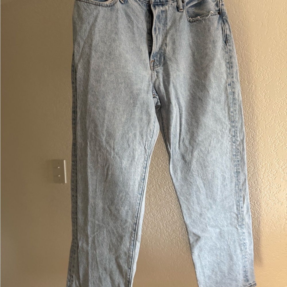 Abercrombie & Fitch Men's Sky Blue Relaxed Jeans